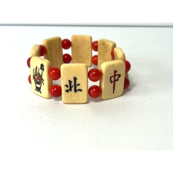 Vintage Chinese Bakelite Mahjong Tile Elastic Bracelet With Red Beads - Picture 5 of 6
